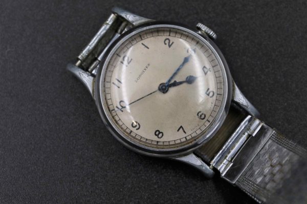 05 - 270.6_1940s Longines Air Ministry RAF Watch_98769