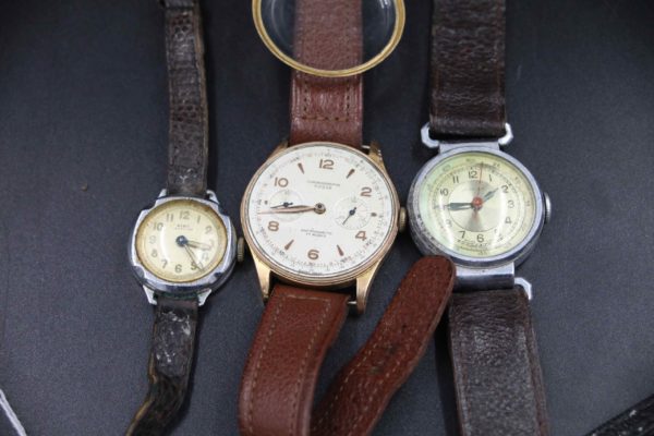 05 - 272.3_A selection of 8 vintage watches_98771