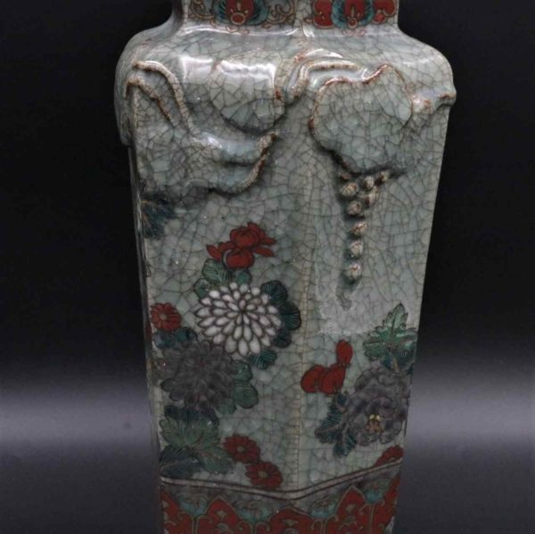 05 - 276.4_Crackle Glaze Japanese Vase_95918