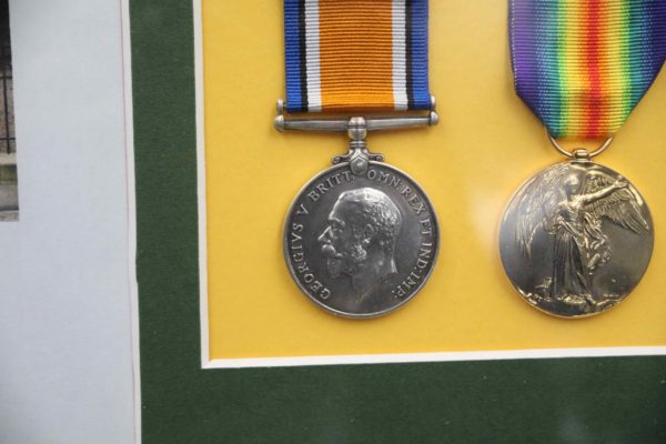 05 - 299.6_World war one war medal and replica victory medal_98952
