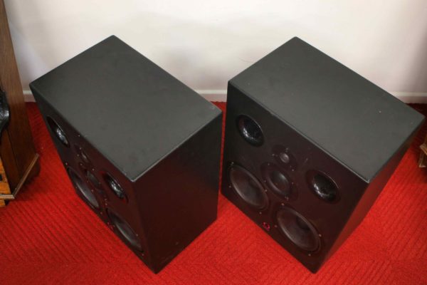 05 - 309.8_Pair of Quested Studio Monitors VH3208_99013
