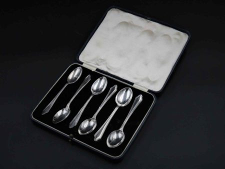 05 - 320.1_Set of Silver Spoons_96016