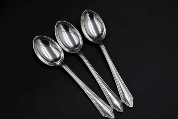 05 - 320.4_Set of Silver Spoons_96016