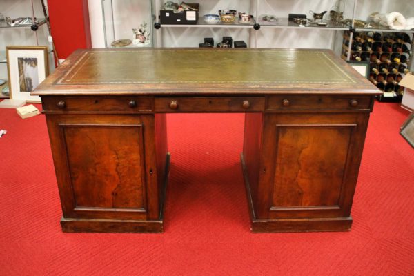 05 - 324.1_Early Victorian Antyique Pedestal Partners Desk_99028