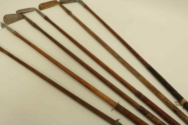 05 - 341.4_6 x Vintage Hickory Golf Clubs_95849