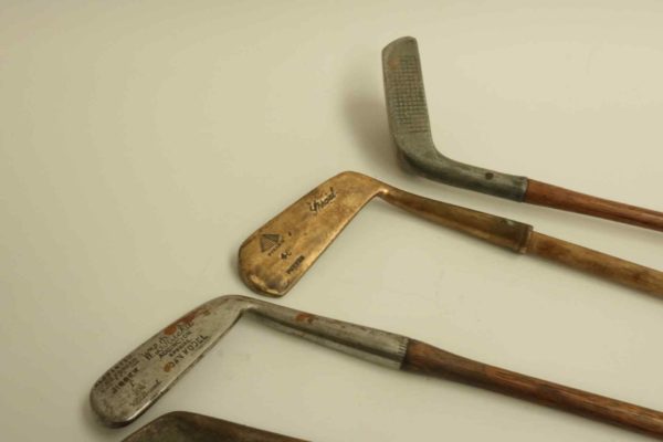 05 - 341.5_6 x Vintage Hickory Golf Clubs_95849