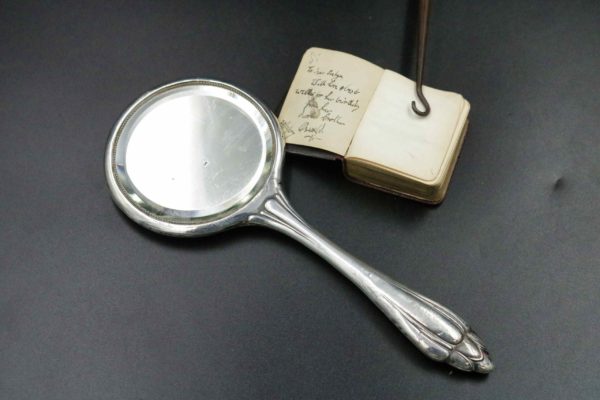 05 - 36.8_A selection of Silver items_97592