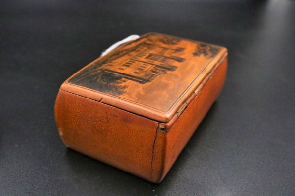 05 - 4.8_Antique Mauchline ware box and hand painted snuff box_97560