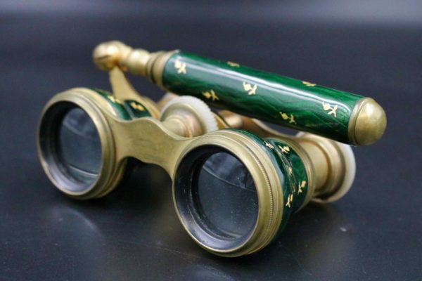 05 - 40.3_A pair of French Opera glasses_97596