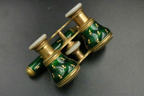 05 - 40.5_A pair of French Opera glasses_97596