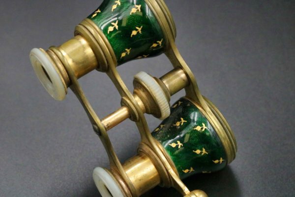 05 - 40.8_A pair of French Opera glasses_97596