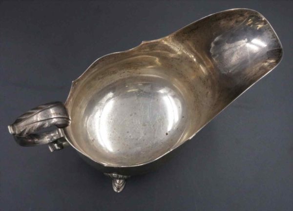 05 - 40.8_Silver Mappin and Webb Sauce Boats_95598