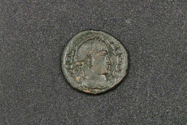05 - 60.1_Ancient Roman Empire Coin Crispus_97616