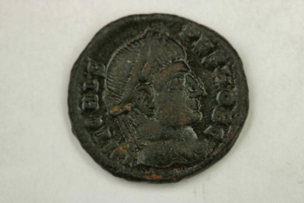 05 - 60.5_Ancient Roman Empire Coin Crispus_97616