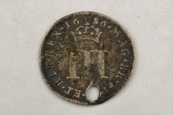 05 - 87.4_James II 1686 Threepence Coin_98327