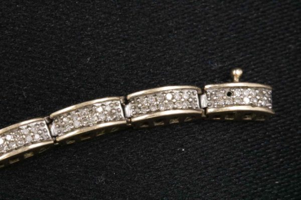 05 - 88.8_9CT Gold Ladies Gold Diamond Bracelet 12.39 Grams_95646