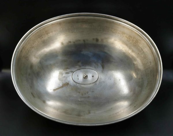 05 - 96.6_A Large silver plated cloche_98334