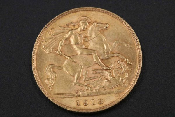 05 - 99.2_1913 George V Gold Half Sovereign_95657